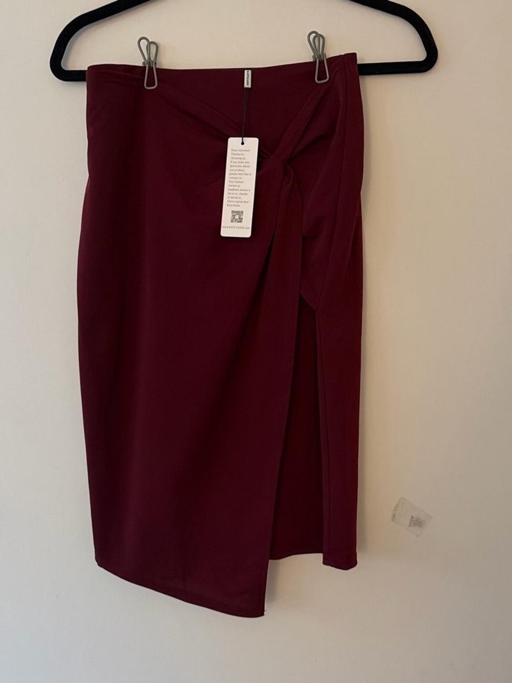 Knot-Detail Midi Pencil Skirt in Burgundy